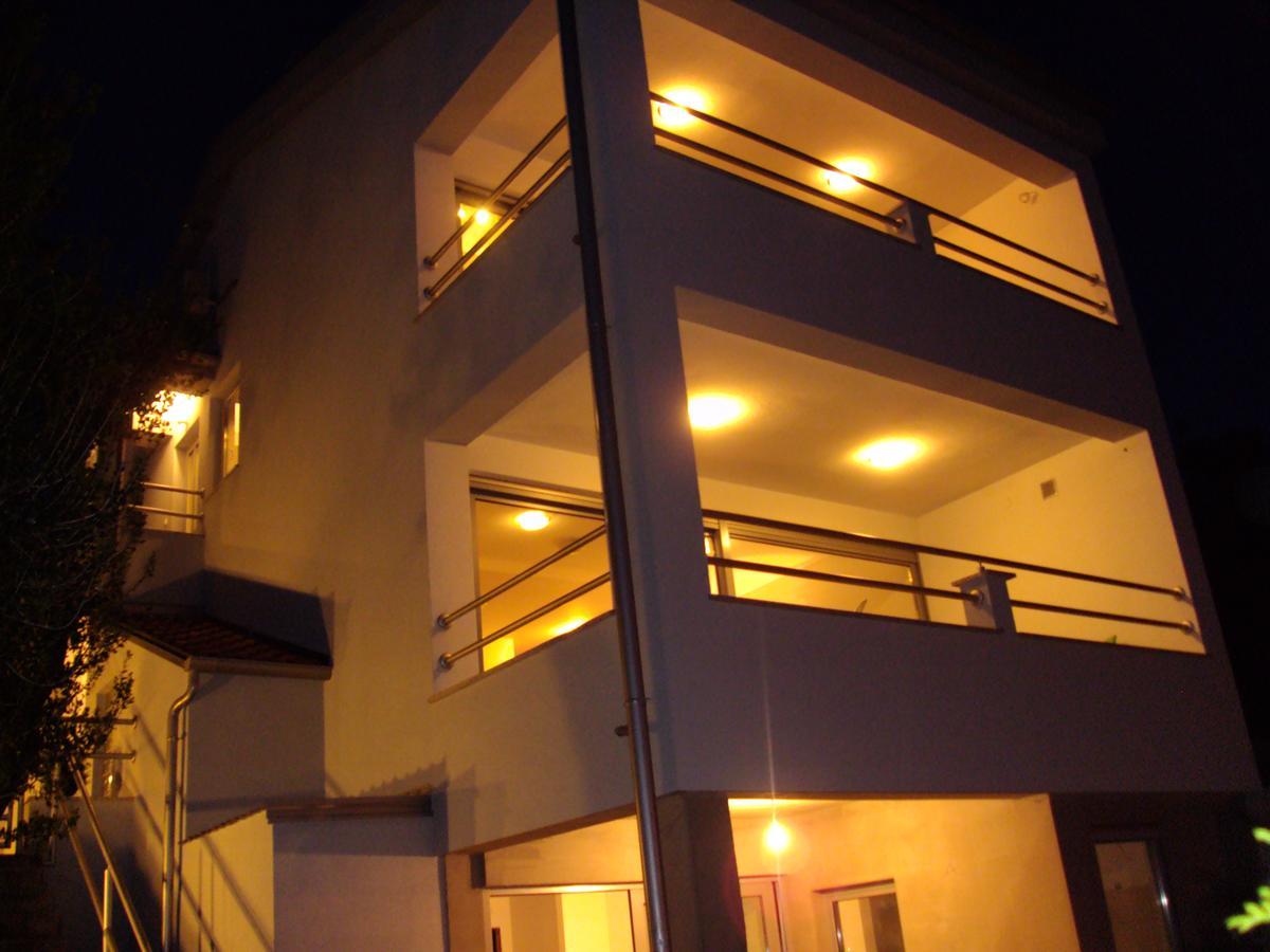 Apartments Vista Novi Vinodolski Exteriér fotografie